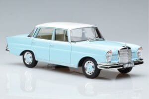 Mercedes 220 S W111 Blau Norev 1:18 183920 Druckguss — Bild 5 von 7