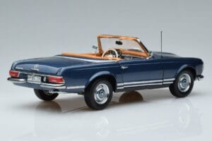 Mercedes 230 SL W113 Pagoda Blau Limitierte Auflage Norev 1:18 183767 Druckguss — Bild 3 von 8