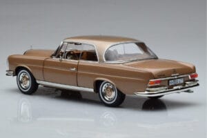 Mercedes 250 SE Coupe W111 Gold Metallic Norev 1:18 183759 Druckguss — Bild 6 von 7