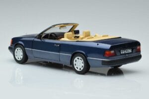 Mercedes 300 CE-24 A124 Cabriolet Nautical Blau Limitierte Auflage Norev 1:18 183879 Druckguss — Bild 6 von 7