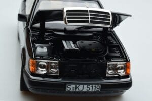 Mercedes 300 CE-24 C124 Coupe AMG Wheels Limitierte Auflage Norev 1:18 183881 Druckguss — Bild 9 von 11