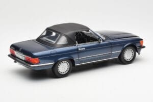 Mercedes 300 SL R107 Nautikblau Norev 1:18 183466 Druckguss — Bild 3 von 8