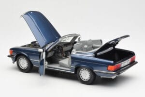 Mercedes 300 SL R107 Nautikblau Norev 1:18 183466 Druckguss — Bild 5 von 8