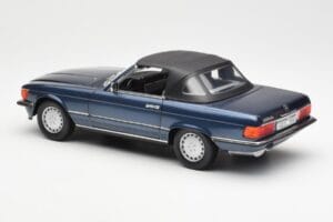 Mercedes 300 SL R107 Nautikblau Norev 1:18 183466 Druckguss — Bild 7 von 8