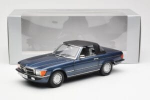 Mercedes 300 SL R107 Nautikblau Norev 1:18 183466 Druckguss — Bild 8 von 8