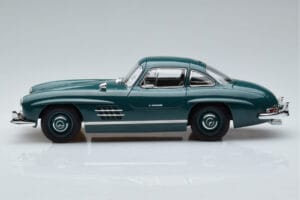 Mercedes 300 SL W198 Gullwing Grün Norev 1:18 183851 Druckguss — Bild 4 von 7