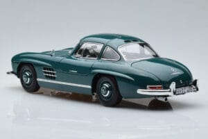Mercedes 300 SL W198 Gullwing Grün Norev 1:18 183851 Druckguss — Bild 6 von 7