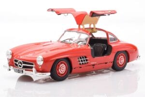 Mercedes 300 SL W198 Gullwing Rot Minichamps 1:18 110037211 Druckguss — Bild 2 von 8