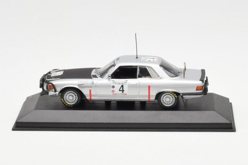 Mercedes 450 SLC 5.0 #4 B. Waldegaard / H. Thorszelius Rally du Bandama 1979 Minichamps 1:43 430793994 Druckguss