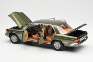 Mercedes 450SEL 6.9 W116 Grün Metallic Norev 1:18 183455 Druckguss — Bild 5 von 8