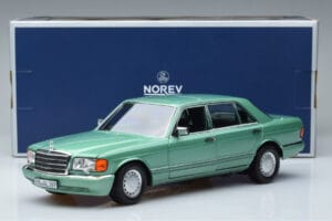 Mercedes 560 SEL W126 Hellgrün Norev 1:18 183469 Druckguss — Bild 7 von 7