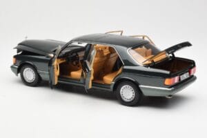 Mercedes 560 SEL W126 Night Grün Metallic Dealer Edition Norev 1:18 B66040626 Druckguss — Bild 5 von 8