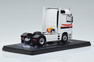 Mercedes Actros MP1 Weiß IXO 1:43 TR064 Druckguss — Bild 2 von 6