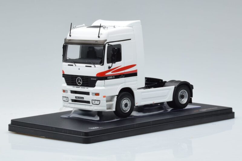Mercedes Actros MP1 Weiß IXO 1:43 TR064 Druckguss