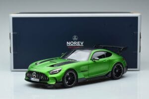 Mercedes AMG GT C190 Black Series Grün Hell Magno Limitierte Auflage Norev 1:18 183903 Druckguss — Bild 7 von 7