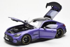 Mercedes AMG GT Black Series Lila Asia Exclusive Norev 1:18 183907 Druckguss — Bild 2 von 8