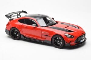 Mercedes AMG GT Black Series Rot Asia Exclusive Norev 1:18 183906 Druckguss — Bild 6 von 8