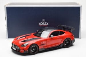 Mercedes AMG GT Black Series Rot Asia Exclusive Norev 1:18 183906 Druckguss — Bild 8 von 8