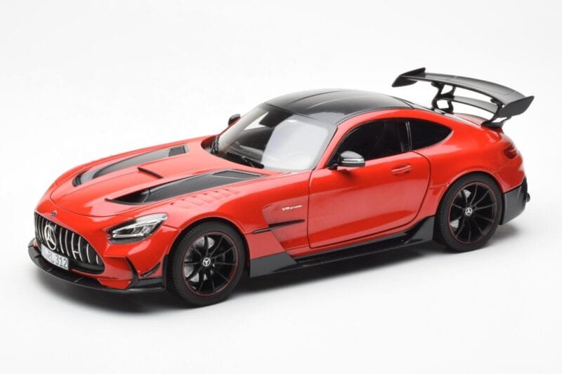 Mercedes AMG GT Black Series Rot Asia Exclusive Norev 1:18 183906 Druckguss