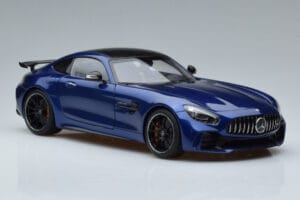 Mercedes AMG GT R C190 Brillantblau AUTOart 1:18 76334 Druckguss — Bild 5 von 7
