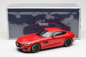 Mercedes AMG GT C190 Rot Norev 1:18 183496 Druckguss — Bild 8 von 8