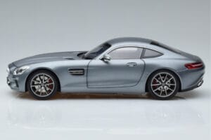 Mercedes AMG GT S Selenite Grau Magno Norev 1:18 B66960343 Druckguss — Bild 4 von 7