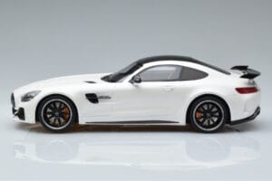 Mercedes AMG GT R Weiß GT Spirit 1:18 KJ021 Resin — Bild 3 von 6