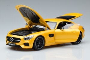Mercedes AMG GT S C190 Solarbeam Norev 1:18 B66960341 Druckguss — Bild 2 von 7