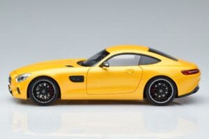 Mercedes AMG GT S C190 Solarbeam Norev 1:18 B66960341 Druckguss — Bild 4 von 7