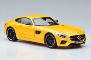 Mercedes AMG GT S C190 Solarbeam Norev 1:18 B66960341 Druckguss — Bild 6 von 7