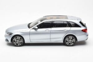 Mercedes C-Class W205 T-Modell Silber Asia Exclusive Norev 1:18 183865 Druckguss — Bild 4 von 8