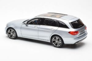 Mercedes C-Class W205 T-Modell Silber Asia Exclusive Norev 1:18 183865 Druckguss — Bild 7 von 8