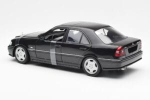 Mercedes C-Class W202 C36 AMG Schwarz Metallic UT Models 1:18 26102 Druckguss — Bild 5 von 6