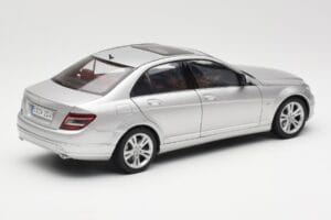 Mercedes C-Class W204 Avantgarde Silber AUTOart 1:18 B66962368 Druckguss — Bild 3 von 8