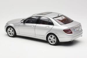 Mercedes C-Class W204 Avantgarde Silber AUTOart 1:18 B66962368 Druckguss — Bild 7 von 8