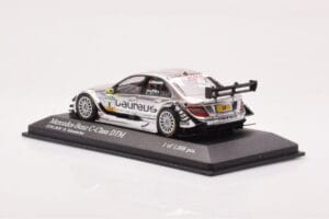 Mercedes C-Class W204 DTM Team AMG Mercedes #8 R. Schumacher DTM 2010 Minichamps 1:43 400103908 Druckguss — Bild 3 von 4