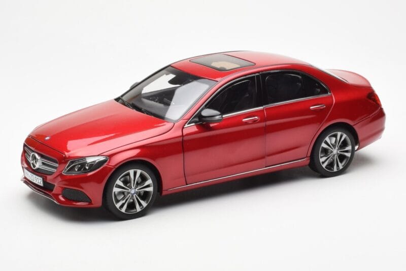 Mercedes C-Class W205 Rot Metallic Asia Exclusive Norev 1:18 183835 Druckguss