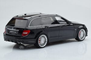 Mercedes C63 AMG S204 T-Modell Schwarz GT Spirit 1:18 GT760 Resin — Bild 2 von 6