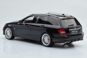 Mercedes C63 AMG S204 T-Modell Schwarz GT Spirit 1:18 GT760 Resin — Bild 5 von 6