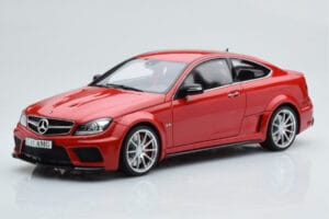 Mercedes C63 AMG W204 Black Series Rot GT Spirit 1:18 GT065 Resin