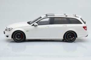 Mercedes C63 AMG S204 T-Modell Weiß GT Spirit 1:18 GT147 Resin — Bild 3 von 8