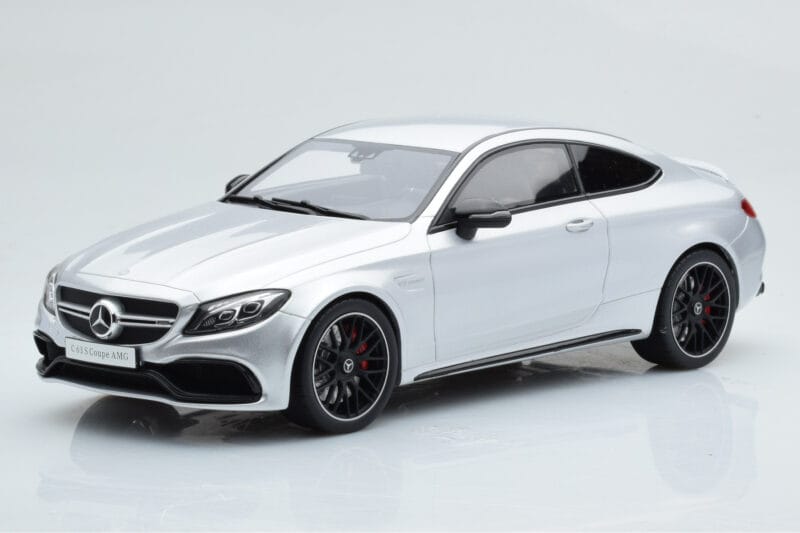 Mercedes C63S AMG C205 Coupe Silber GT Spirit 1:18 GT116 Resin