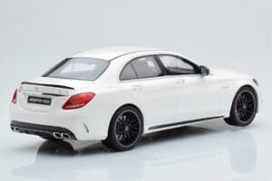 Mercedes C63S AMG W205 Weiß GT Spirit 1:18 B66960370 Resin — Bild 2 von 6
