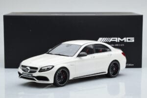 Mercedes C63S AMG W205 Weiß GT Spirit 1:18 B66960370 Resin — Bild 6 von 6