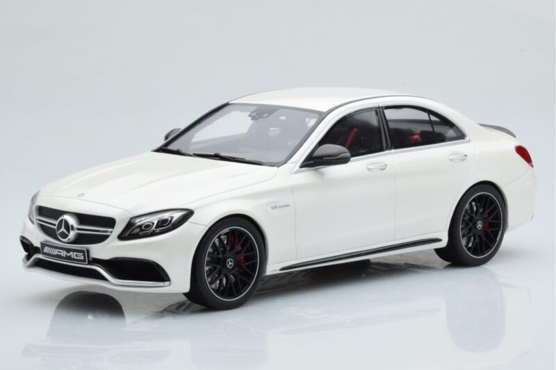 Mercedes C63S AMG W205 Weiß GT Spirit 1:18 B66960370 Resin