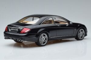Mercedes CL63 AMG C216 Schwarz AUTOart 1:18 76169 Druckguss — Bild 2 von 6