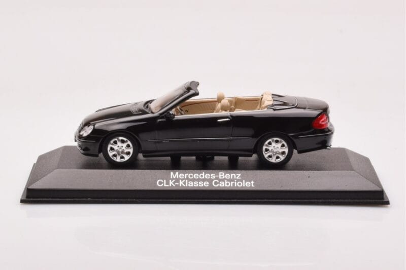 Mercedes CLK A209 Cabriolet Obsidian Schwarz Metallic Minichamps 1:43 B66961966 Druckguss