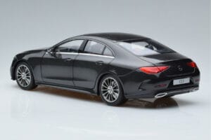 Mercedes CLS Coupe C257 Norev 1:18 B66960546 Druckguss — Bild 6 von 7