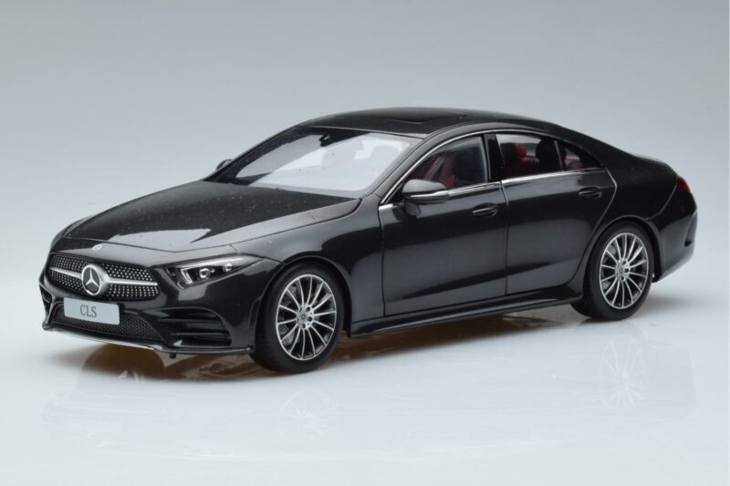 Mercedes CLS Coupe C257 Norev 1:18 B66960546 Druckguss