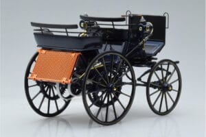 Mercedes Daimler Motorkutsche Dunkelblau Norev 1:18 183700 Druckguss — Bild 2 von 6